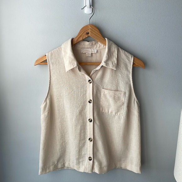 Monteau Tops - 3/$30! Monteau Sleeveless Button Down